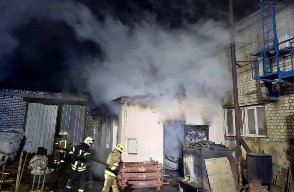 У Житомирі на приватному підприємстві загорілася котельня