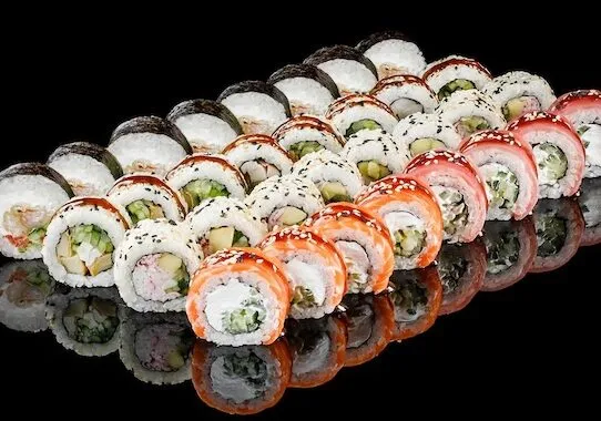 Чим відрізняються роли від суші?