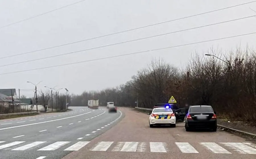 Під Житомиром в аварію потрапили жінка з дитиною