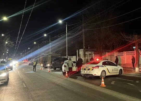 У Житомирі на Перемоги зіткнулися три автівки