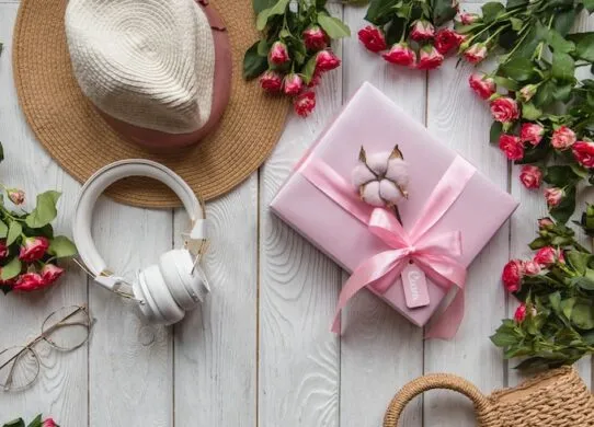 10 лучших идей подарков для девушки, которые подойдут на любой случай