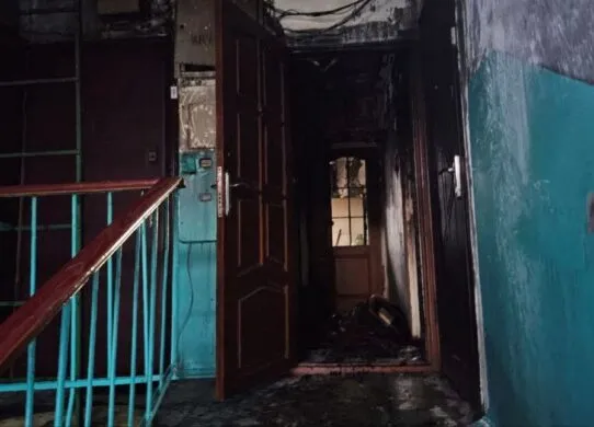 У Житомирі літня жінка повзком врятувалася з пожежі