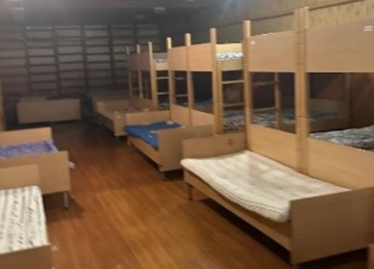 Під час перевірки спецшколи на Житомирщині виявили прострочені продукти і туалети без дверей