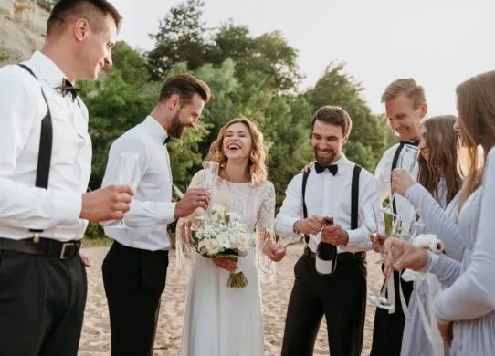 Свояк, дівер, зовиця: як правильно називати родичів чоловіка і дружини після весілля