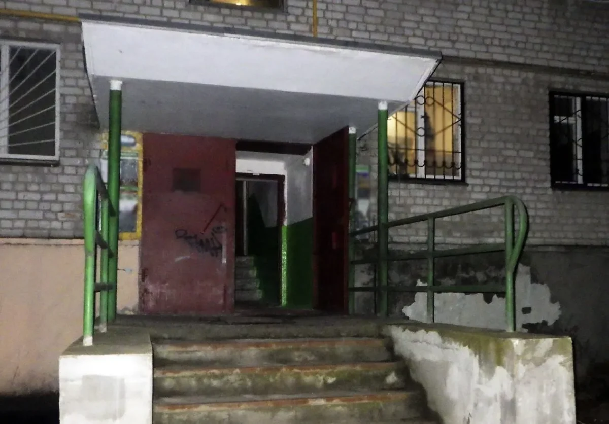 18-річна житомирянка вирішила помститися пенсіонерці, яка її прихистила та підпалила квартиру