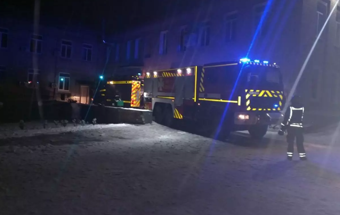 У Коростені з лікарні евакуювали 30 людей: що сталося?