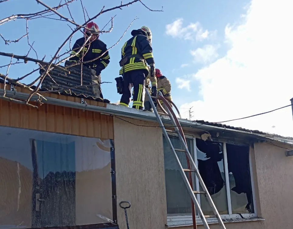 На Житомирщині сталася пожежа через включену мультиварку