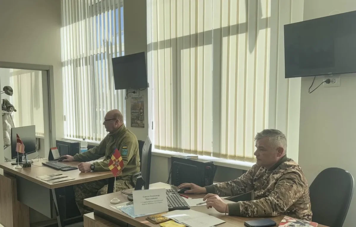 Майже 300 добровольців пішли в ЗСУ через житомирський Центр рекрутингу