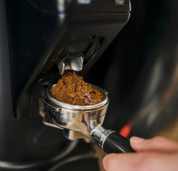 Как выбрать профессиональную кофемолку: руководство для начинающих