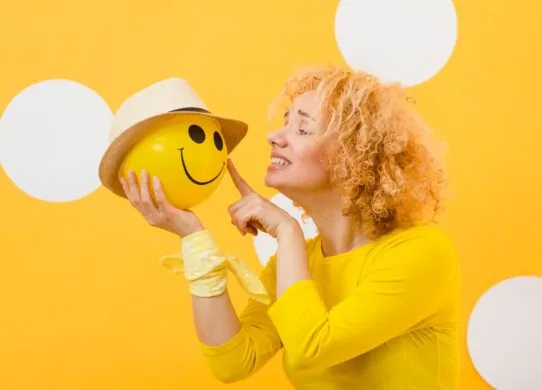 З Днем сміху: щирі та смішні листівки на 1 квітня 2025 року