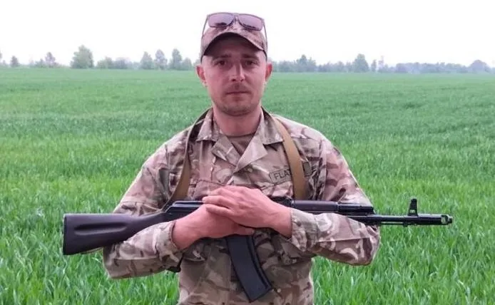 Майже 2 роки вважали зниклим безвісти: на Житомирщині попрощалися з Героєм