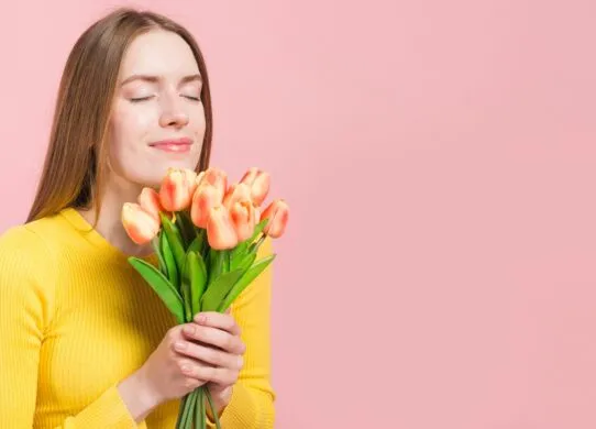 Міжнародний жіночий день 2025: привітання у віршах, прозі та листівках на 8 березня