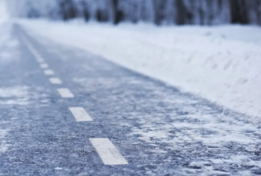 У Житомирську область повертаються сніг і морози