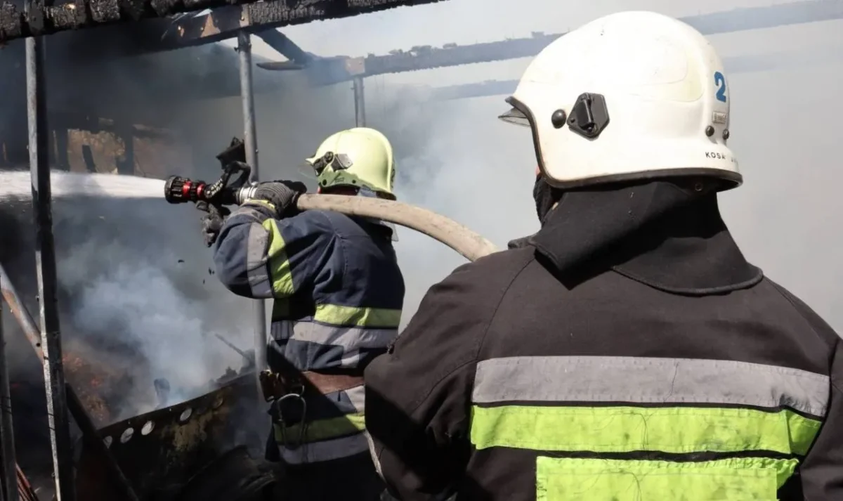 У Житомирі сталася пожежа на території приватного будинку