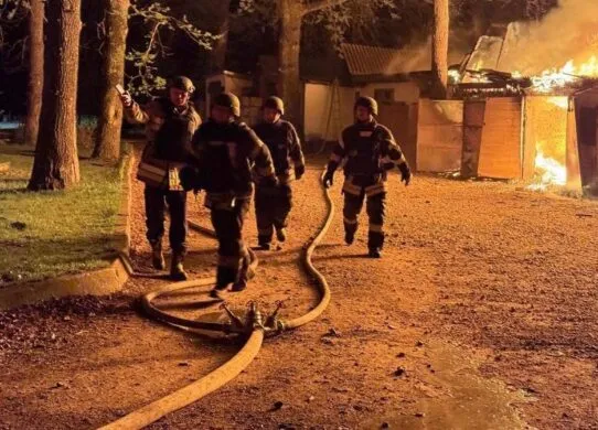 Вночі Житомирська область потерпала від комбінованих атак: наслідки обстрілу 24 квітня