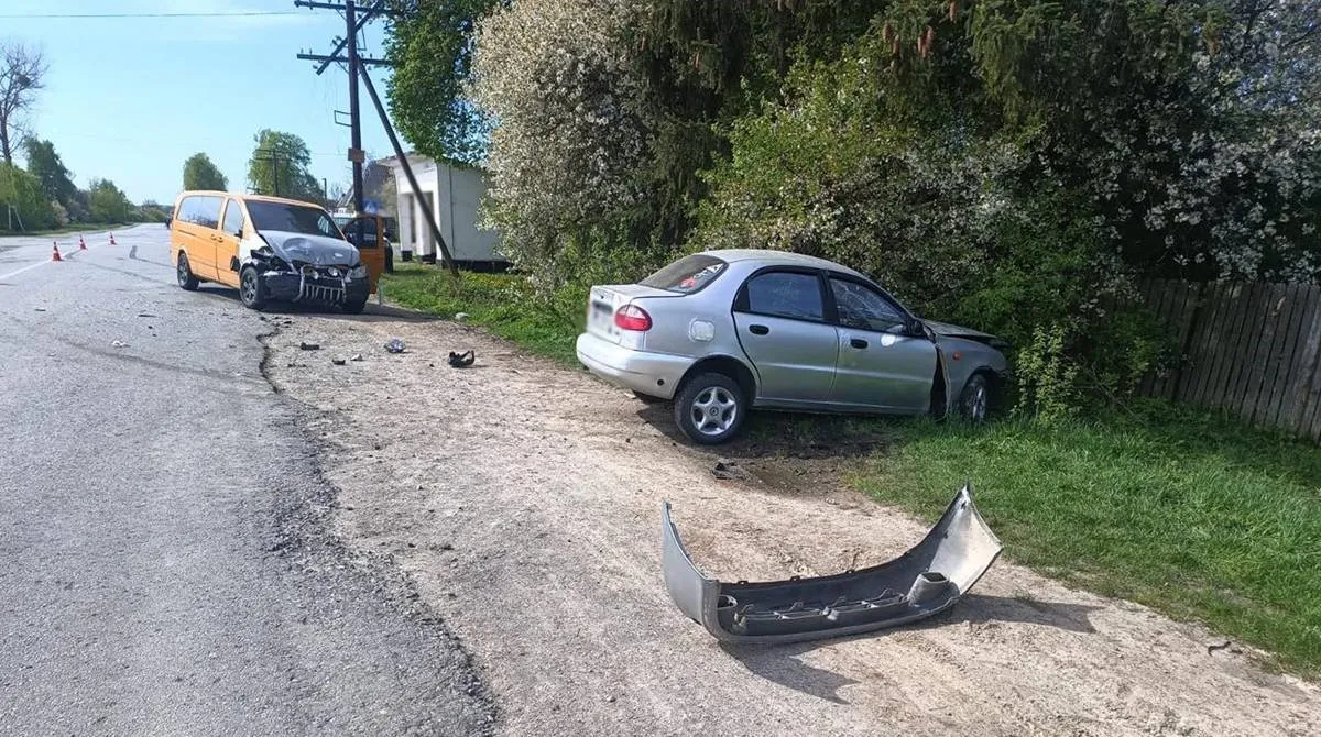 Внаслідок ДТП на Житомирщині постраждало 4 людини