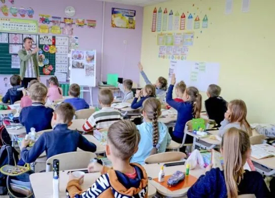 Коли у житомирських школах дітей почнуть зараховувати до перших класів