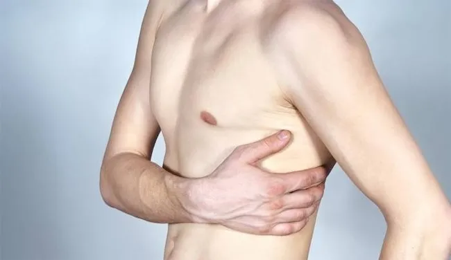 Біль під лівим ребром: причини, діагностика, лікування