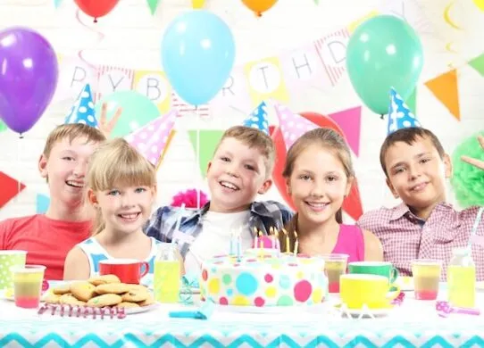 Як підготуватися до святкування дитячого дня народження: замовляємо все необхідне з Китаю