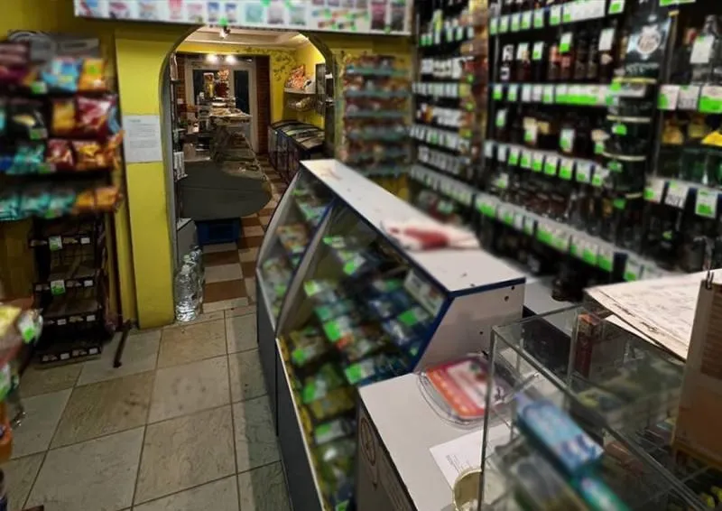 У Житомирі відвідувач магазину стріляв у продавця - нападника відправляють до психлікарні