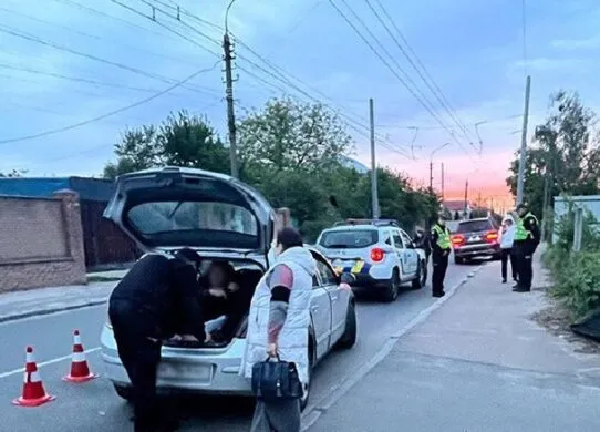 Син у багажнику та газ проти поліції: шокуючий інцидент у Житомирі 8 травня