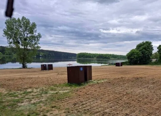 Гідропарк у Житомирі готують до пляжного сезону