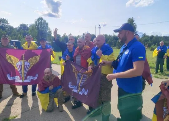 Наші Захисники вдома: з полону повернулися троє бійців з Житомирщини