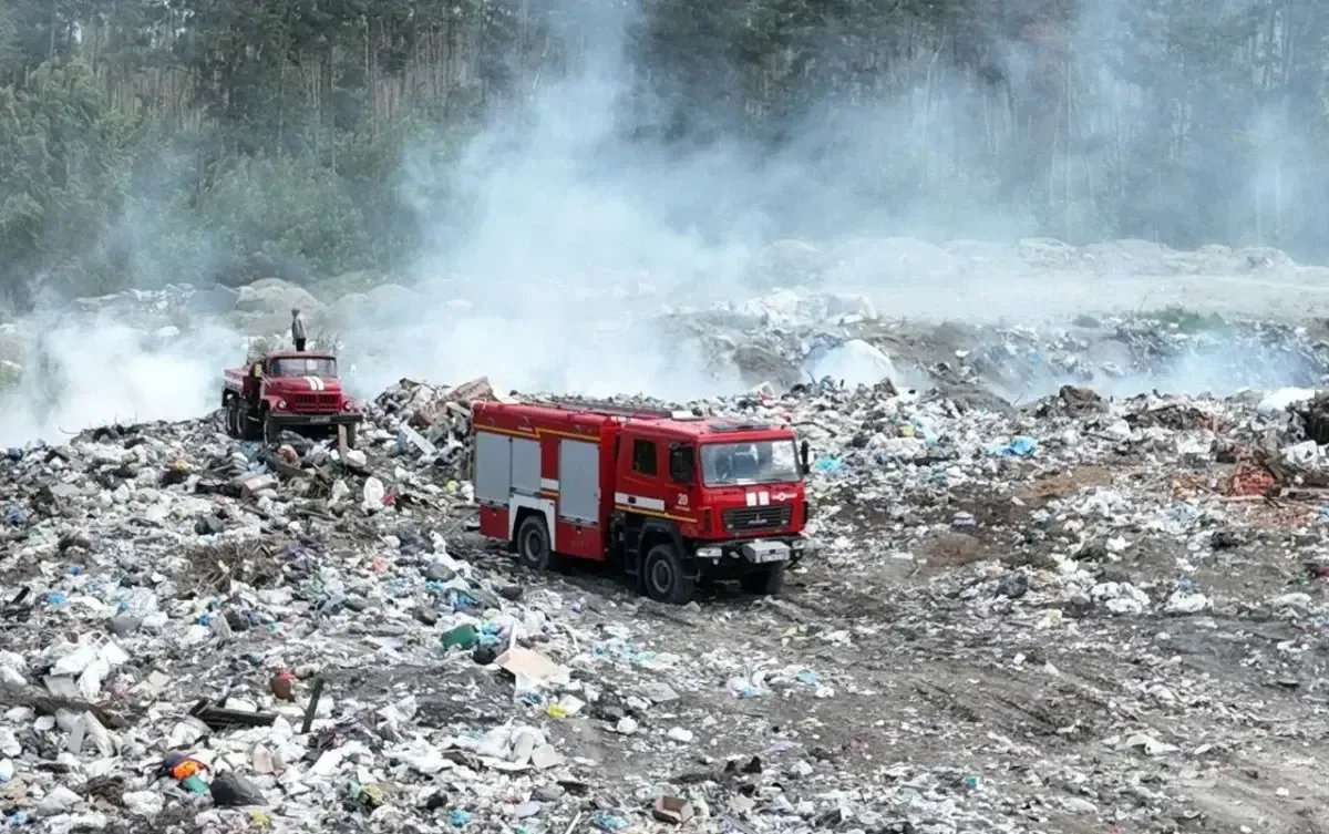Під Житомиром сталася пожежа на полігоні твердих побутових відходів