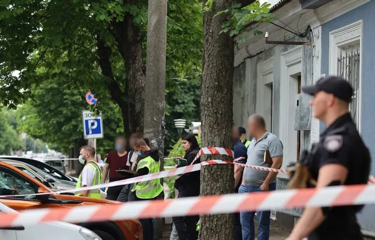 У Житомирі на Ріхтера чоловік застрелив колишню дружину та вчинив самогубство: що відомо