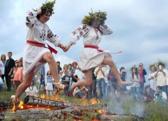 Щирі привітання на Івана Купала 2025 - добірка гарних картинок