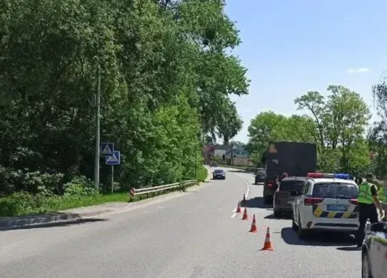 У Житомирі вантажівка збила 11-річного хлопчика
