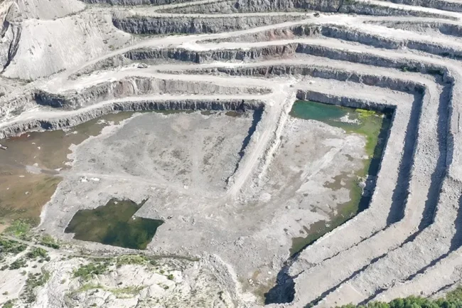 На Житомирщині викрили бізнесменів, які продавали український граніт у РФ