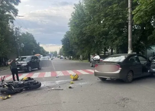 У Житомирі сталася чергова аварія за участі мотоцикла