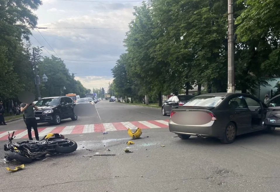 У Житомирі сталася чергова аварія за участі мотоцикла