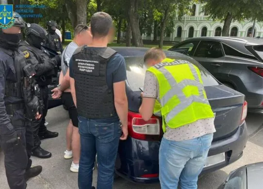 Фіктивна інвалідність за 4000 доларів: вінничанину повідомили про підозру у Житомирі