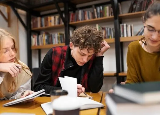 Курси підготовки до НМТ та ЗНО: як обрати ідеальний шлях до високих балів?