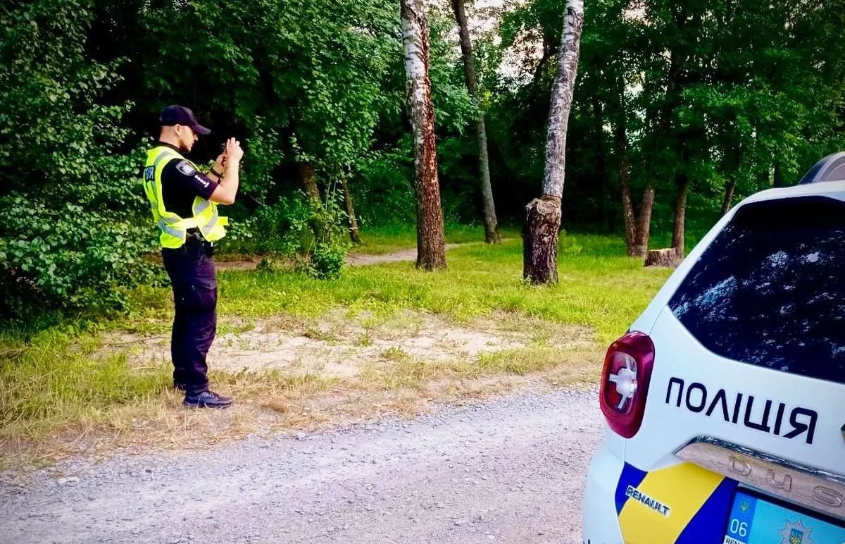У Звягелі чоловік з ножем напав на жінку та втік до Києва