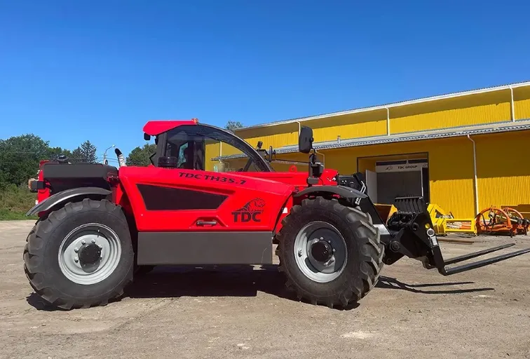 Телескопічний навантажувач