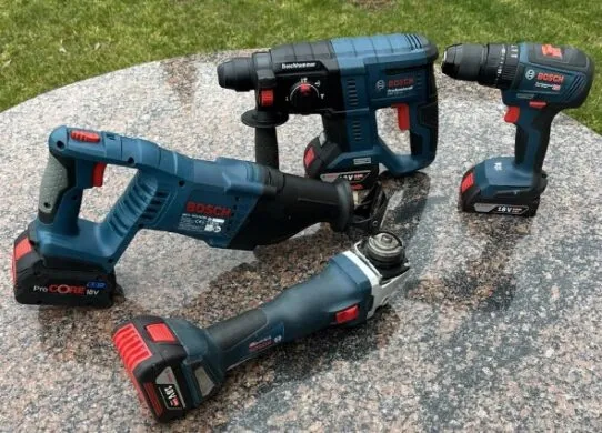 Набір акумуляторних інструментів