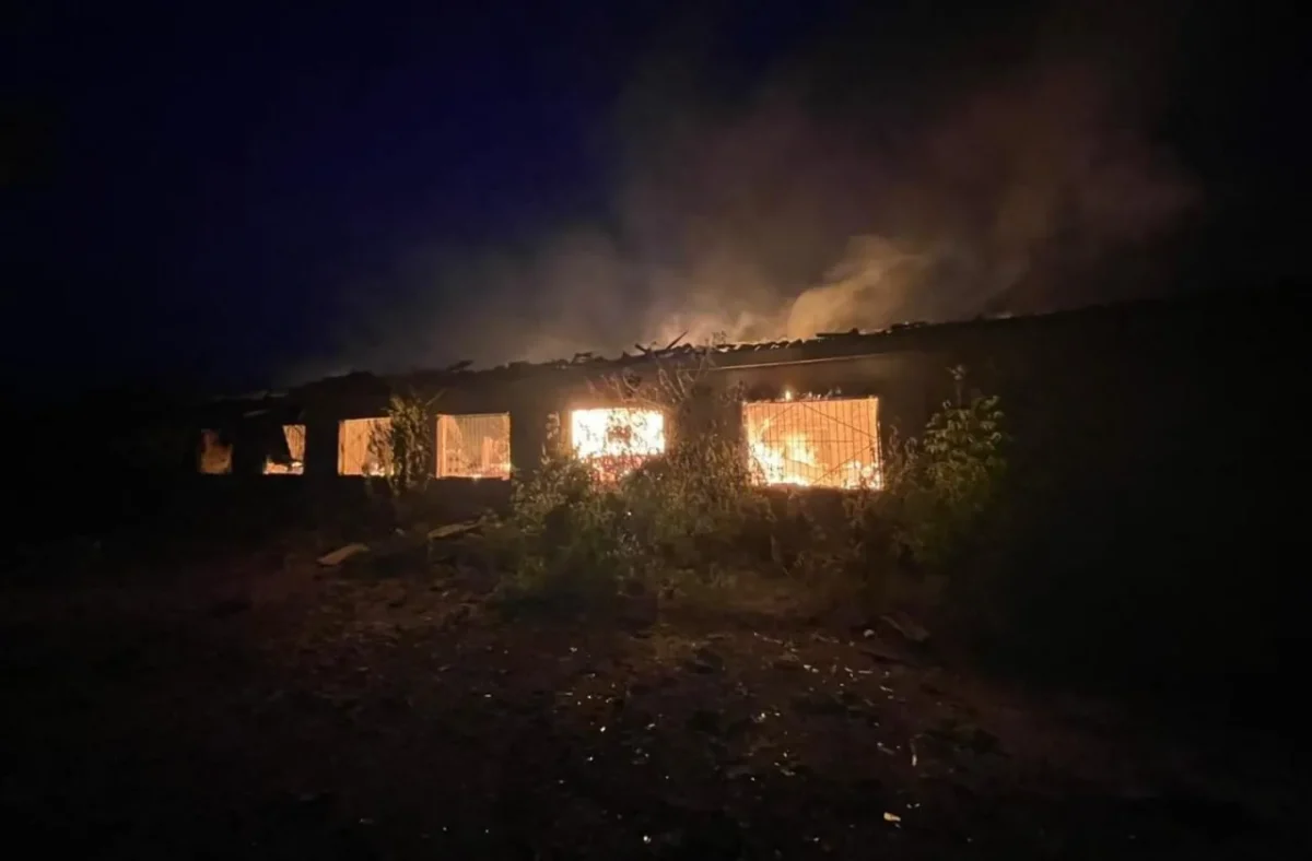 Ворог атакував Житомирщину — пошкоджено виробництво та житлові будинки