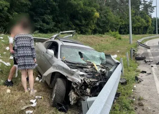Внаслідок ДТП на трасі до Житомира водію відірвало голову