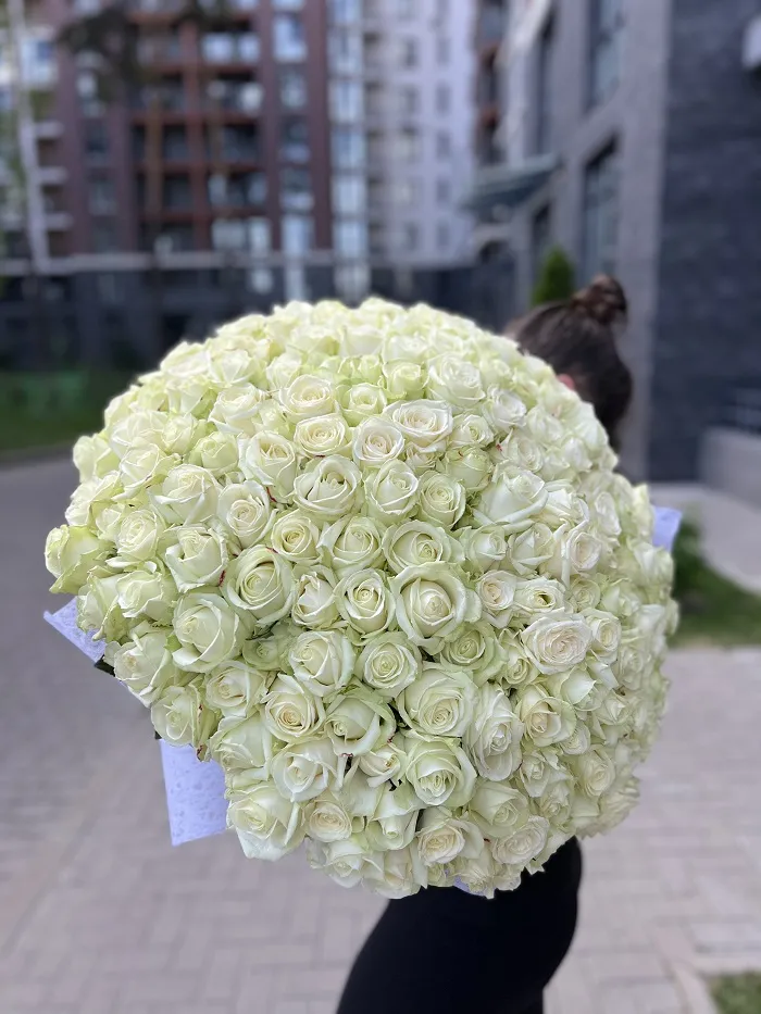 Великі букети троянд