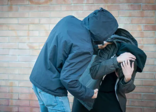 Нічна бійка на Звягельщині: 25-річний чоловік отримав тяжкі травми