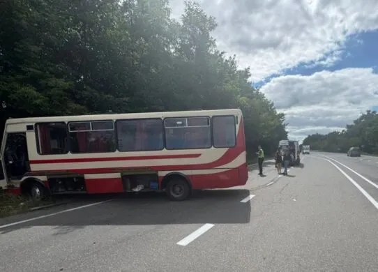 В ДТП потрапив автобус Вінниця - Житомир: 9 постраждалих