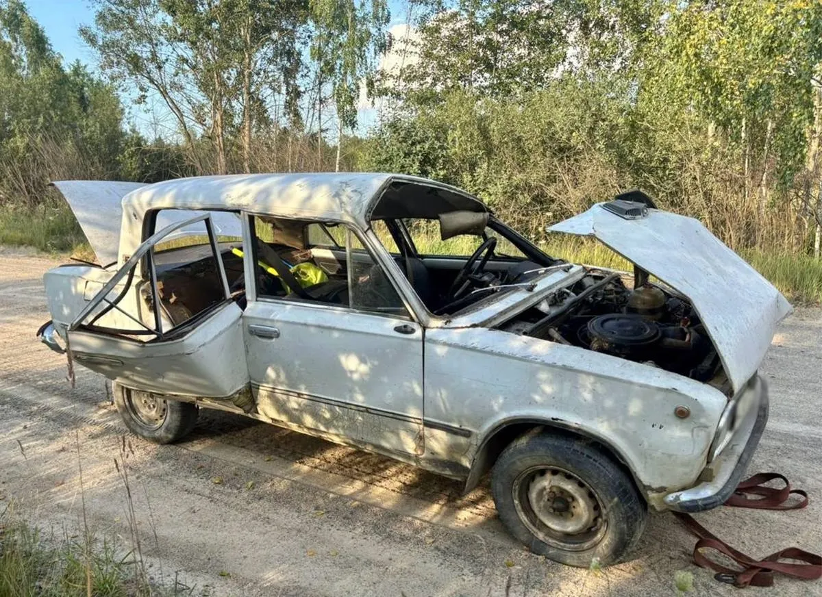 На Звягельщині легковик злетів у кювет і кілька разів перекинувся