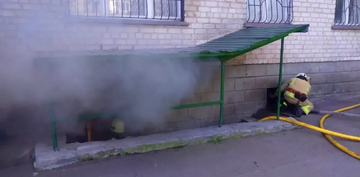 Через сміття у підвалі в пʼятиповерхівці Житомира сталася пожежа
