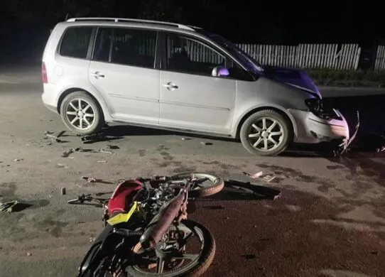 На Житомирщині в аварії постраждав мотоцикліст