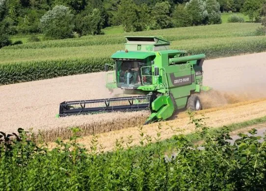 Коли варто міняти ніж для агротехніки, а коли можна відновити?