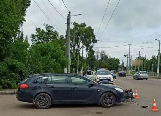 У Житомирі водій Opel збив 16-річного мотоцикліста: справу передали до суду