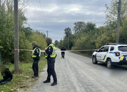 Трагедія на Житомирщині: вбив дружину, доньку і домашніх тварин